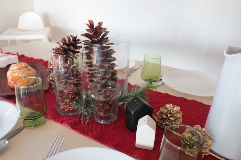 Easy Christmas Centerpiece