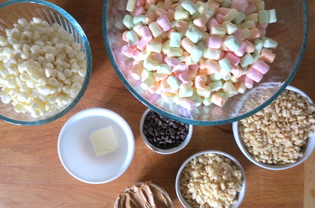 Easy marshmallow bars for kids Easy marshmallow bars for kids