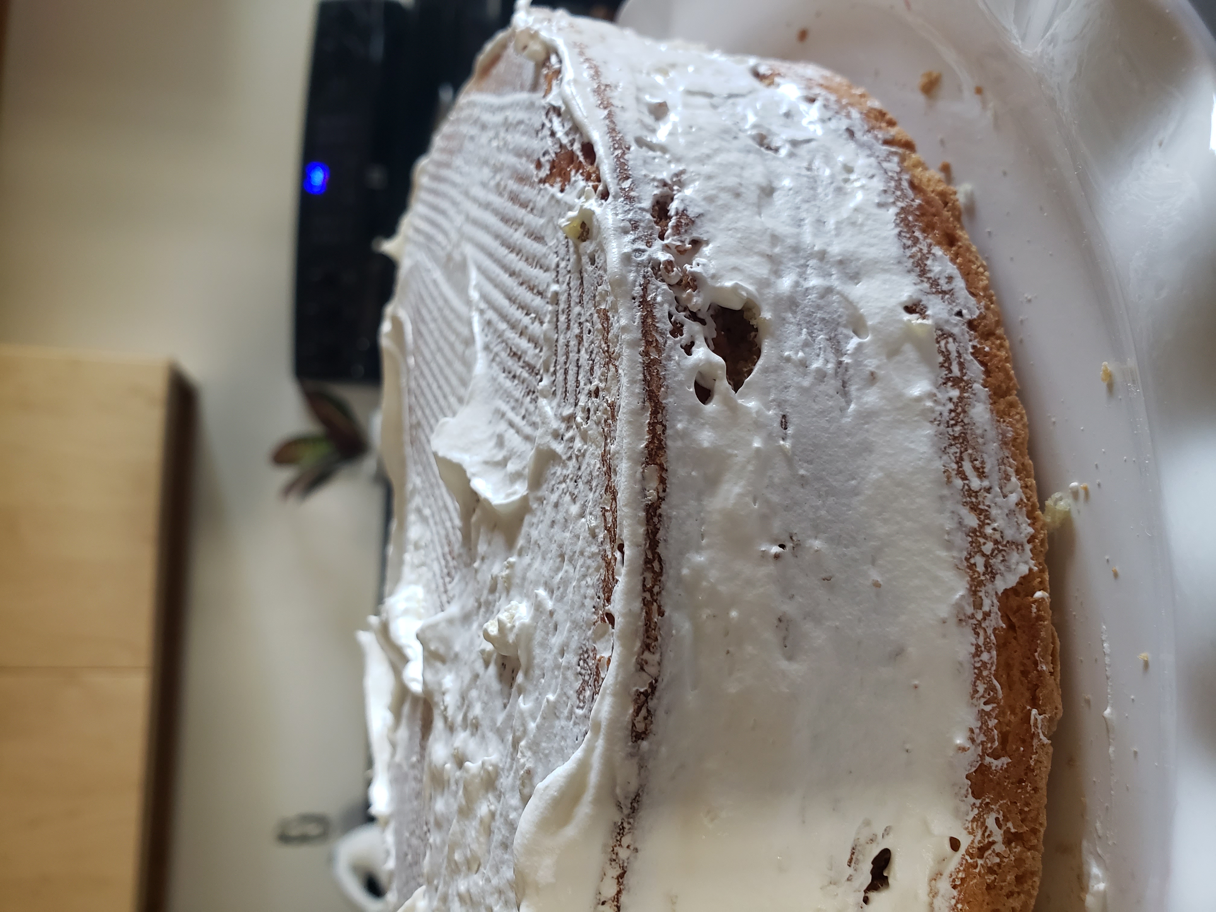 Crumb coating on a cake